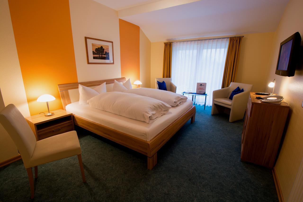 Hotel Garni Zur Alten Post Lembruch Exterior photo
